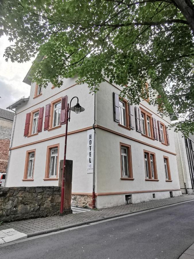 Butzbach Hotel & Apartment Екстер'єр фото